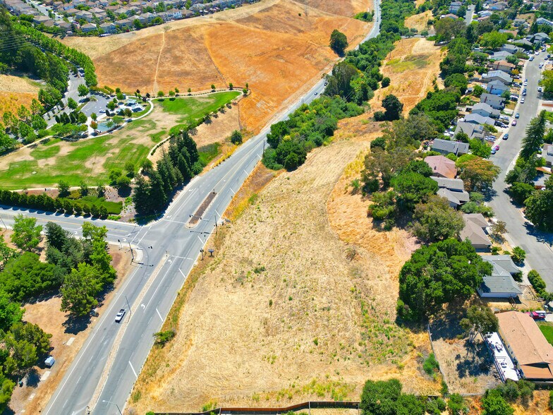 More Photos Of 1025 Columbus, Vallejo Land For Sale