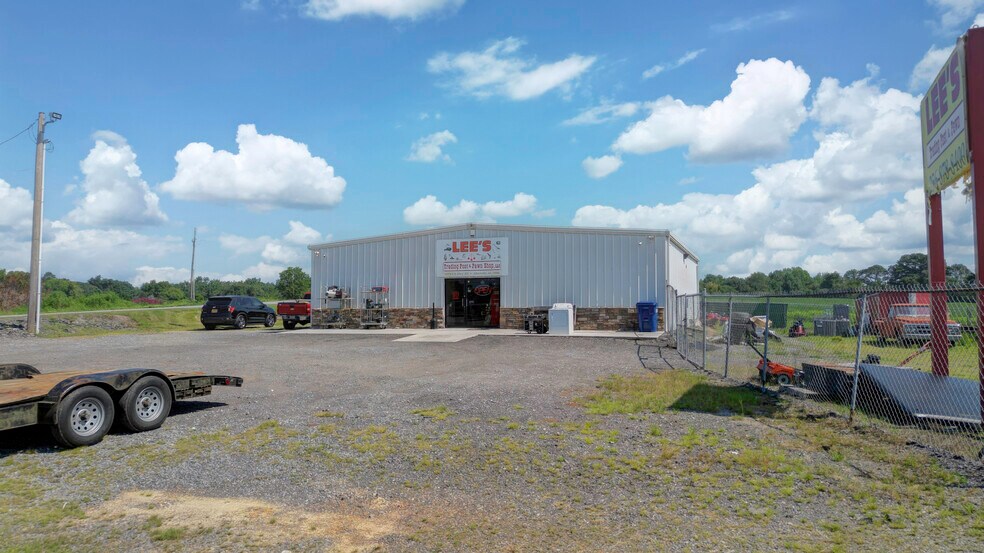 More Photos Of 10374 US Highway 431, Albertville General Retail For Sale