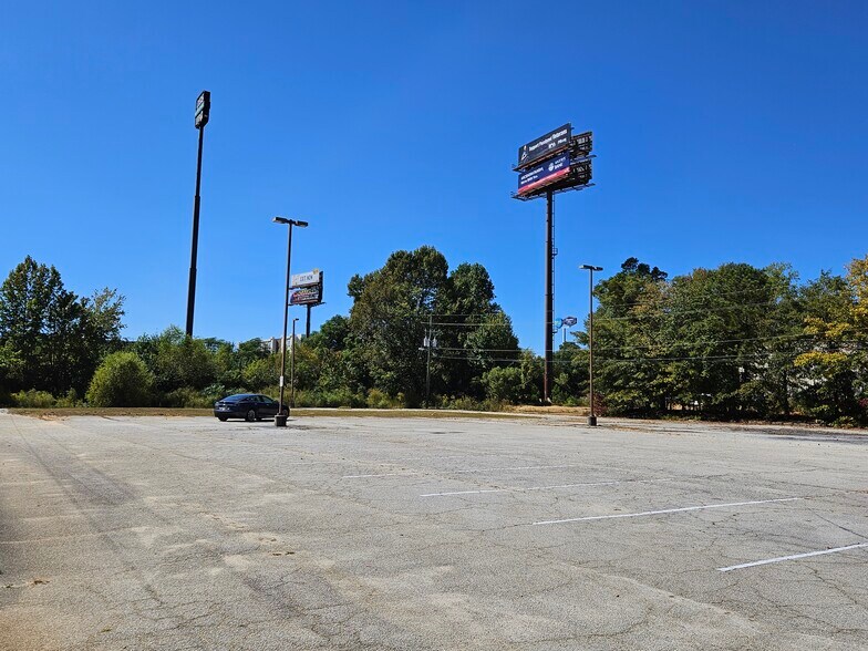 More Photos Of 725 Industrial Blvd, McDonough Land For Sale