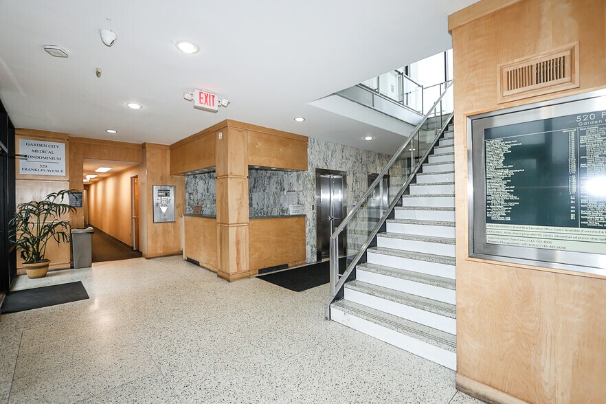 More Photos Of 520 Franklin Ave, Garden City Medical For Sale