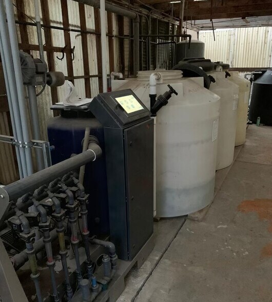 More Photos Of 26800 Encinal Rd, Salinas Manufacturing For Lease