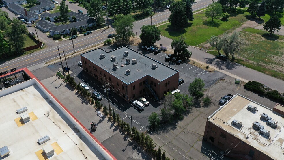 More Photos Of 1410 Vance St, Lakewood Office Residential For Lease