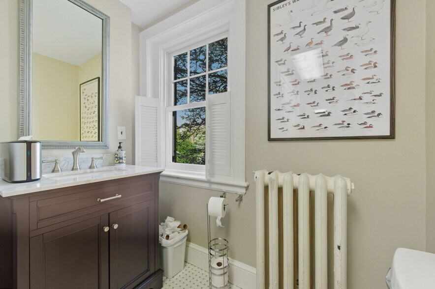 More Photos Of 5807 Kennett Pike, Wilmington Office For Sale