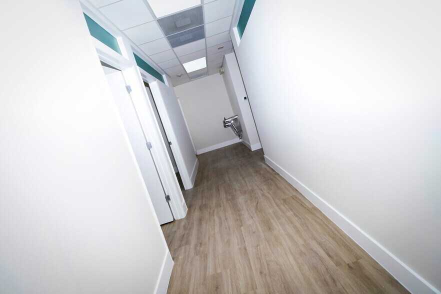 More Photos Of 5539 SW 8th St, Coral Gables Medical For Sale