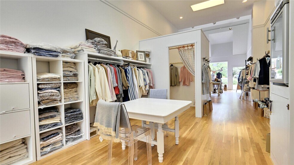 More Photos Of 103 W Federal St, Middleburg Storefront Retail Office For Sale