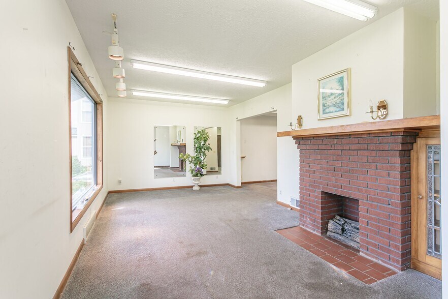 More Photos Of 768 Ridge Rd, Webster Storefront Retail Office For Sale