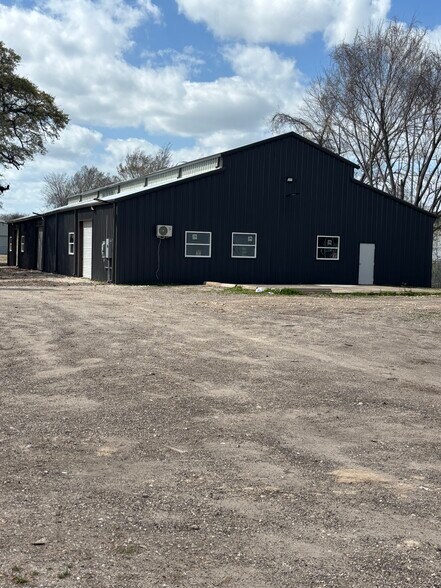 More Photos Of 11980 Alief Clodine Rd, Houston Light Distribution For Sale