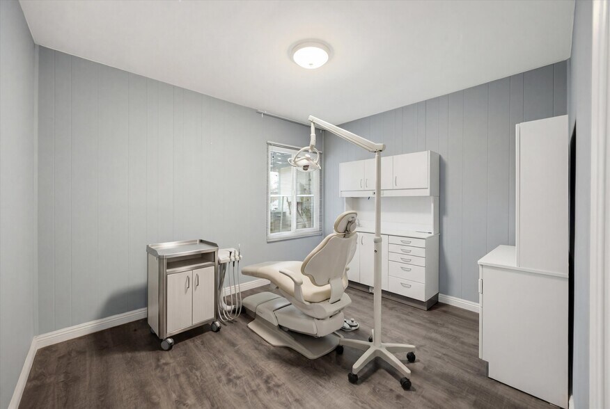 More Photos Of 126 N Euclid St, Fullerton Office Residential For Sale