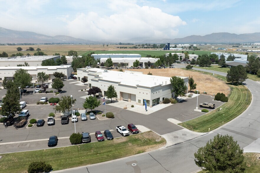 More Photos Of 2222 Park Pl, Minden Warehouse For Sale