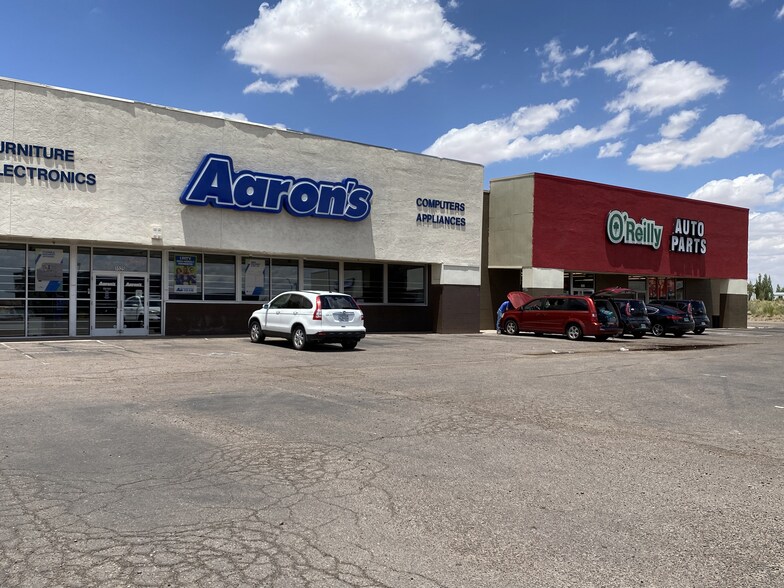 More Photos Of 1501-1531 Navajo Blvd, Holbrook Storefront For Lease