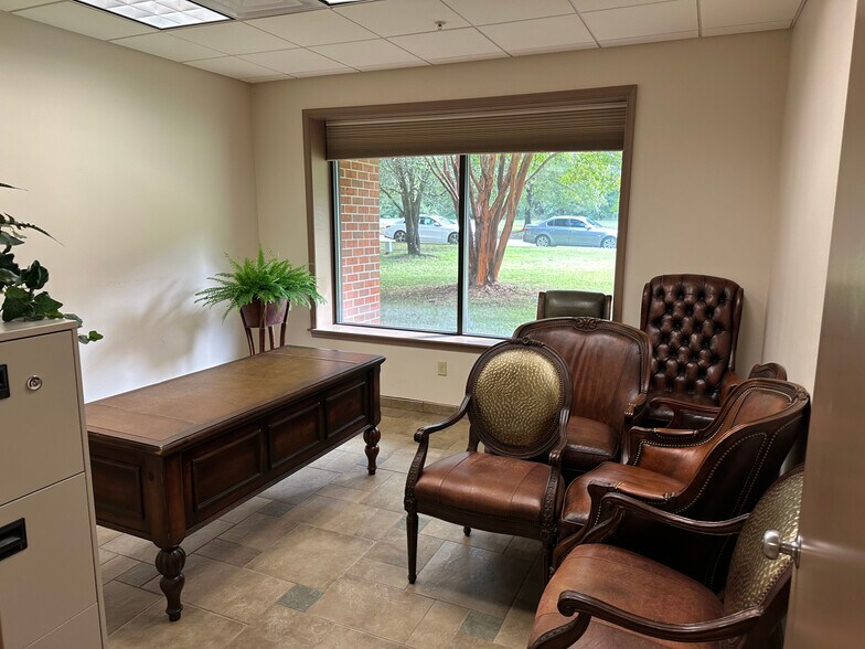 More Photos Of 3830 Corporate, Petersburg Manufacturing For Sale