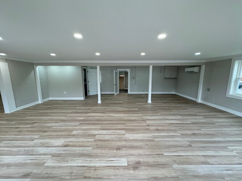 More Photos Of 7911 NC Highway 68 N, Stokesdale Storefront Retail Office For Lease