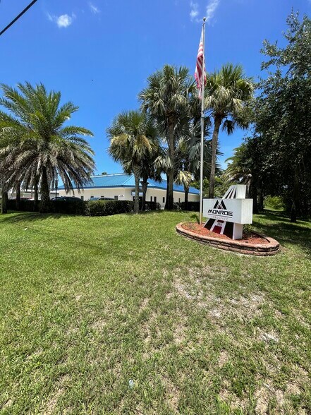 More Photos Of 399 East Dr, Melbourne Light Distribution For Lease