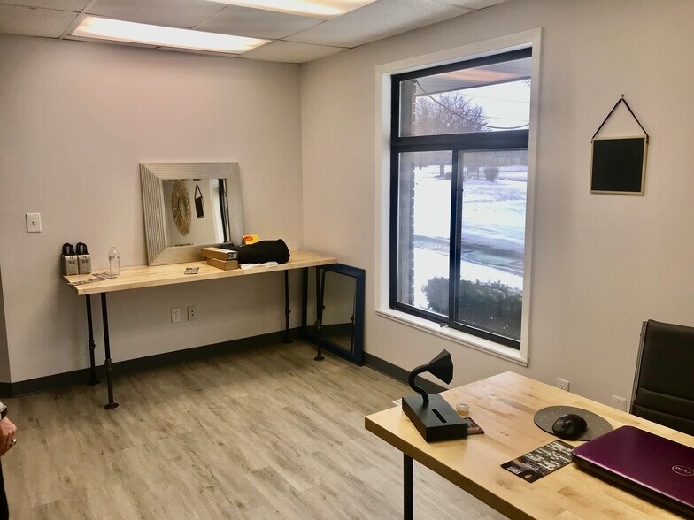More Photos Of 9459 Lapeer Rd, Davison Office For Sale