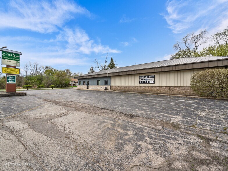 More Photos Of 1550 Green Bay Rd, North Chicago Freestanding For Sale