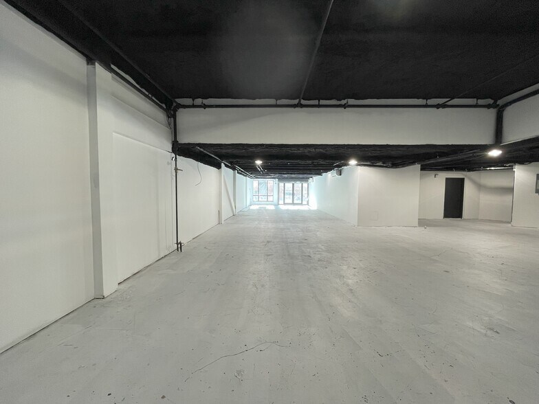 More Photos Of 5 Withers St, Brooklyn Apartments For Lease