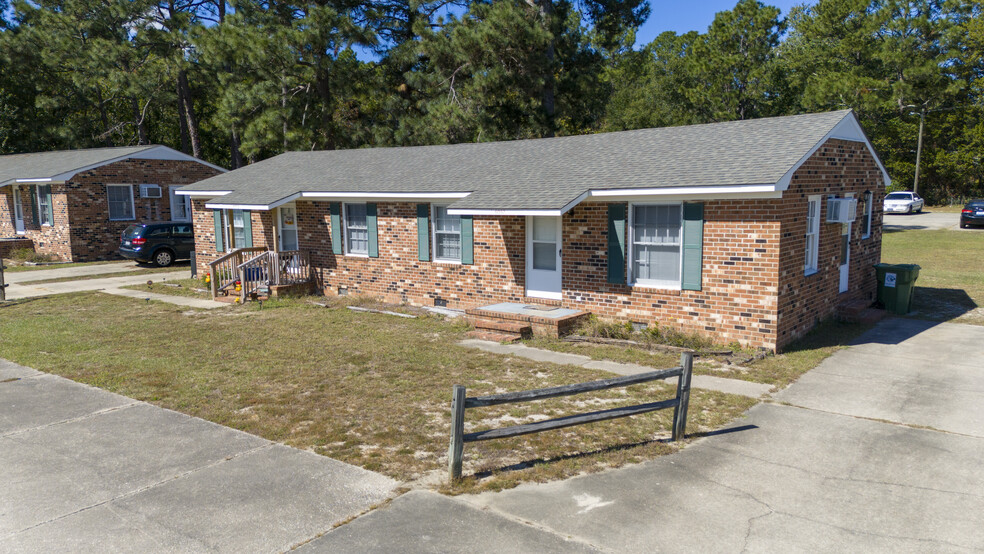 Primary Photo Of 6043 Charles Ave, Fayetteville Apartments For Sale