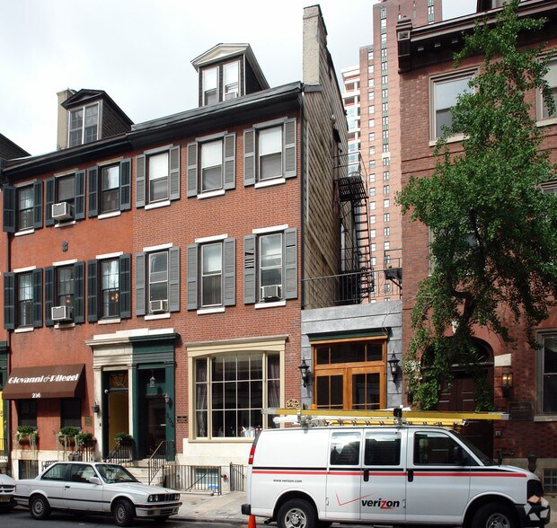 More Photos Of 252-254 S 16th St, Philadelphia Apartments For Sale