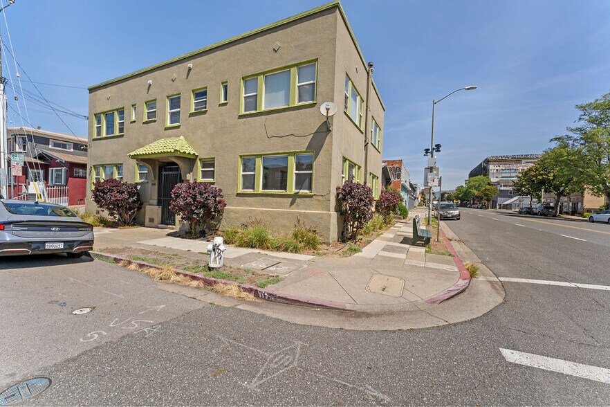 More Photos Of 646 42nd, Oakland Apartments For Sale