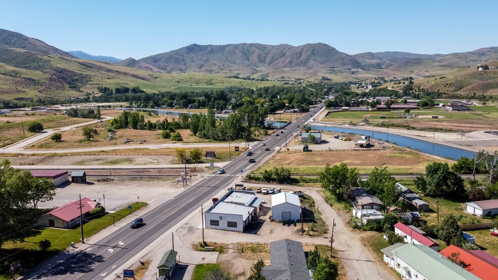 More Photos Of 438 Highway 55, Horseshoe Bend Auto Repair For Sale