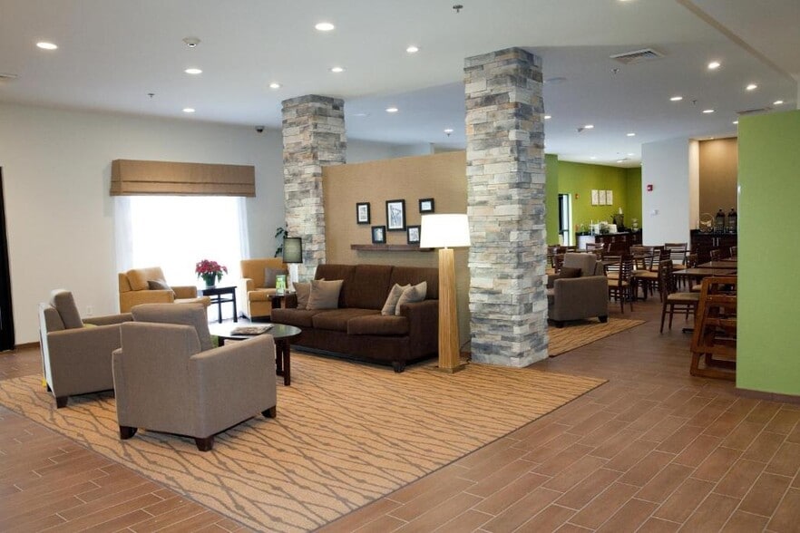 More Photos Of 41371 Reco Rd, Belmont Hotel For Sale