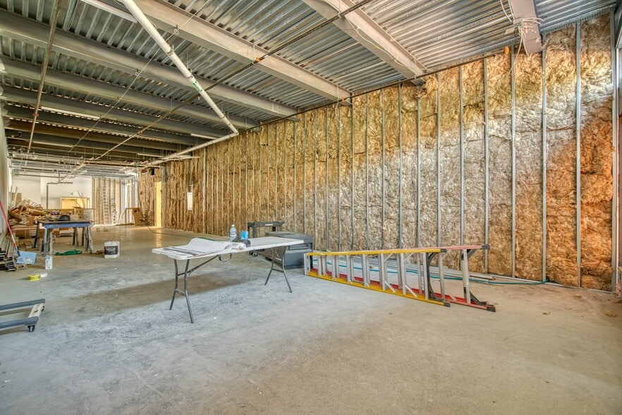 More Photos Of 1102 Pearl St, Boulder Storefront Retail Office For Lease