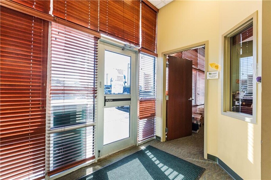 More Photos Of 1900 Belt hwy, Saint Joseph Department Store For Sale