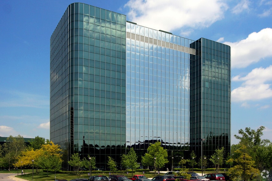 More Photos Of 9225 Indian Creek Pky, Overland Park Office For Lease