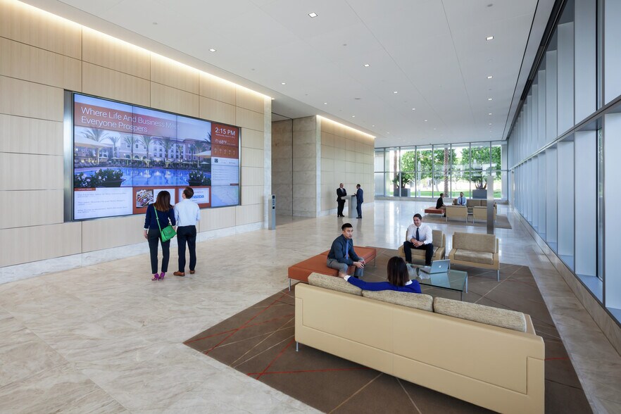 More Photos Of 200 Spectrum Center Dr, Irvine Office For Lease