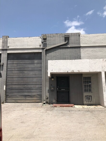 More Photos Of 8014-8090 W 21st Ct, Hialeah Warehouse For Sale