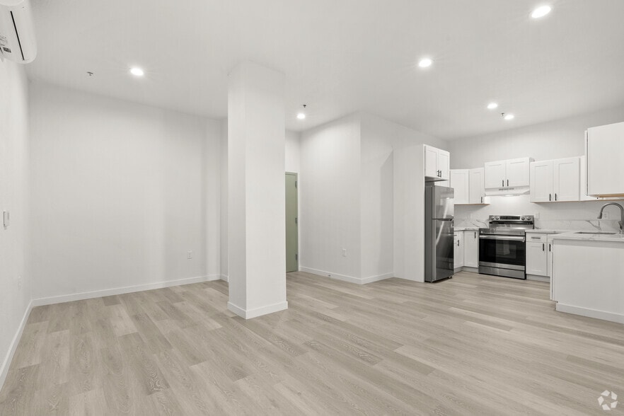 More Photos Of 818 K St, Sacramento Apartments For Sale