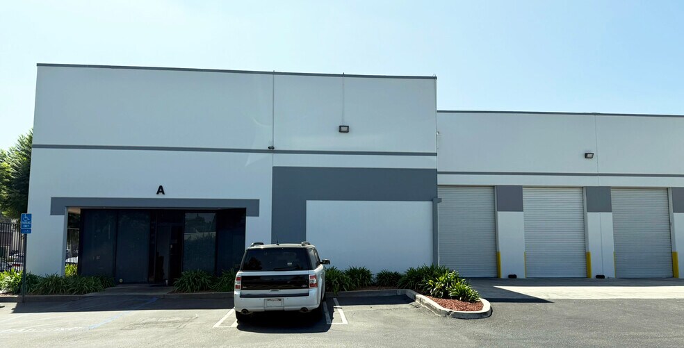 Primary Photo Of 16925 S Main St, Gardena Warehouse For Lease