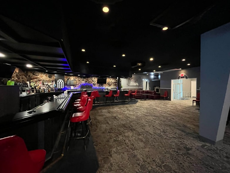 More Photos Of 296 Lake Shore Dr, Dunkirk Restaurant For Sale