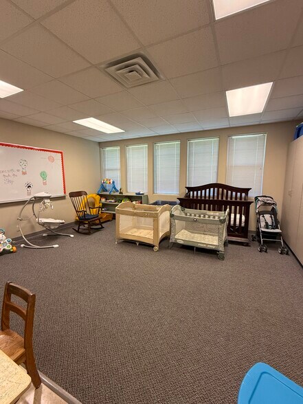 More Photos Of 1915 Grover Pl, Shreveport Specialty For Lease