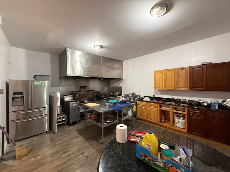 More Photos Of 2031-2035 Washington Ave, Philadelphia Freestanding For Lease