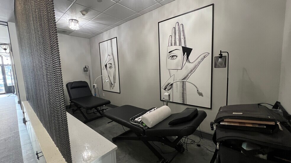 More Photos Of 2115 Bedford Ave, Bellmore Freestanding For Lease