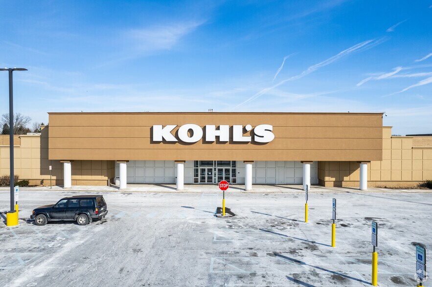 More Photos Of 2001 MacArthur Blvd, Whitehall Unknown For Lease