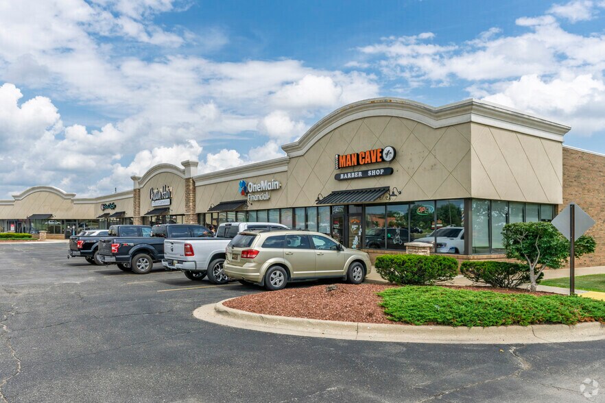 More Photos Of 4205-4225 Miller Rd, Flint Unknown For Lease