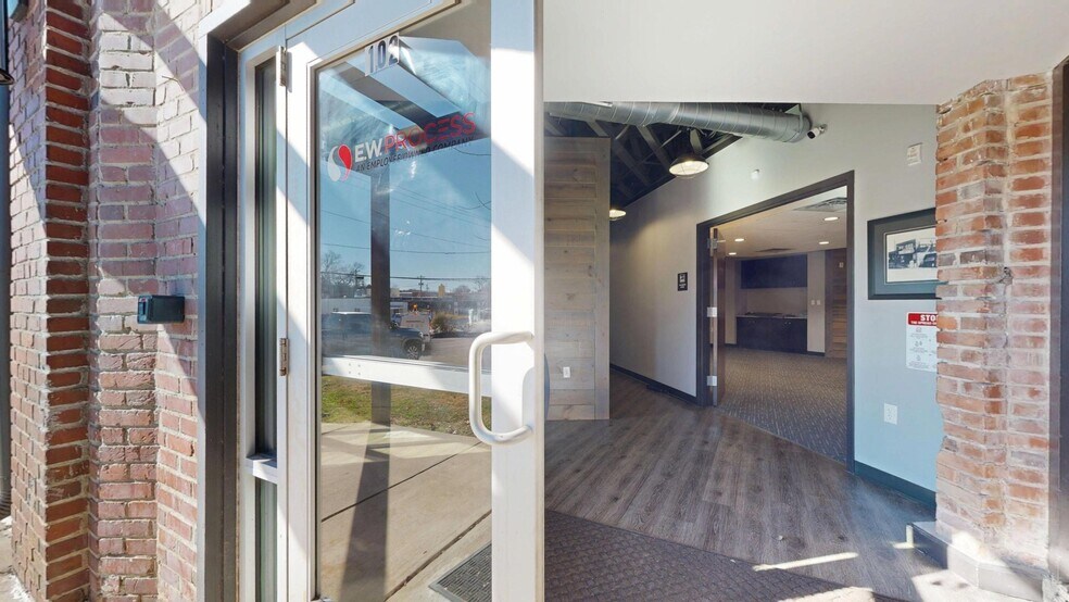 More Photos Of 100 Main St, Fort Mill Loft Creative Space For Lease