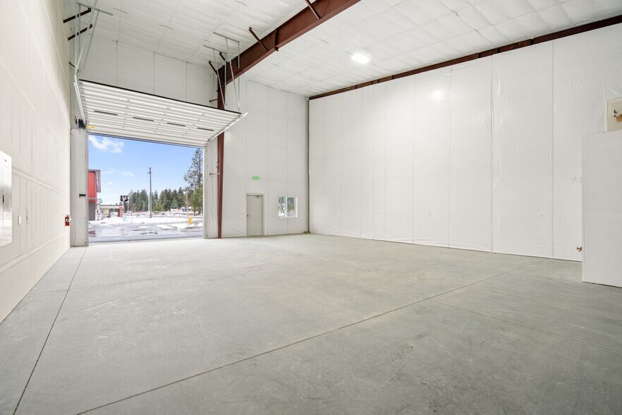 More Photos Of 13570 W Highway 53, Rathdrum Light Distribution For Sale