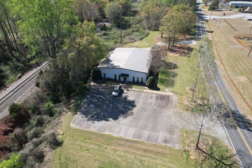 More Photos Of 341 Old Spartanburg Hwy, Wellford Light Manufacturing For Sale