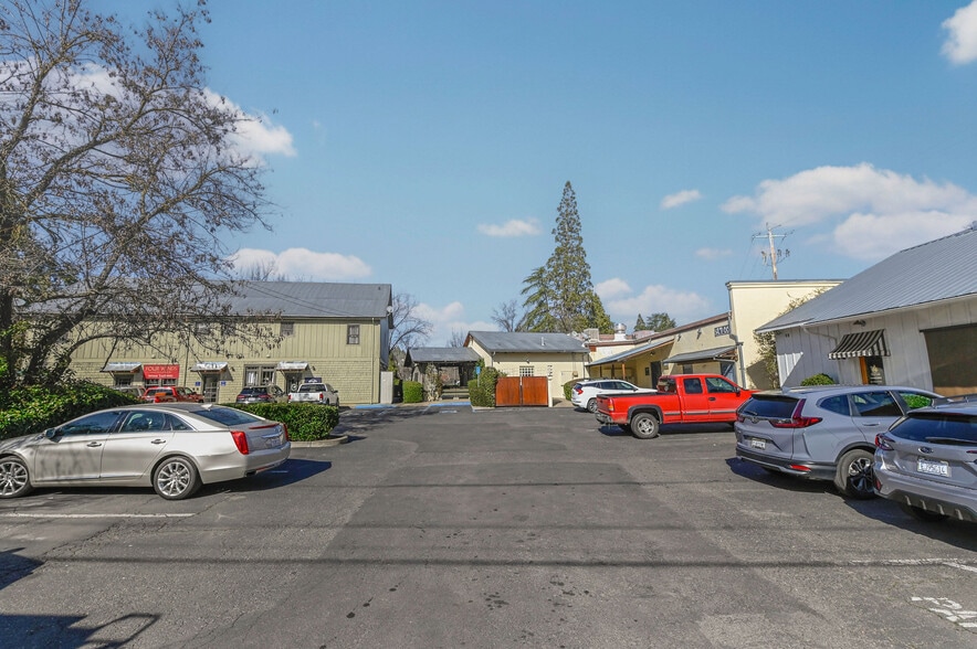 More Photos Of 191 Main St, Murphys General Retail For Sale