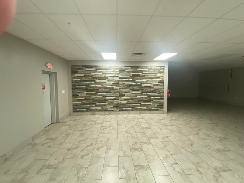 More Photos Of 1131 Fort Worth Dr, Denton Storefront Retail Office For Sale