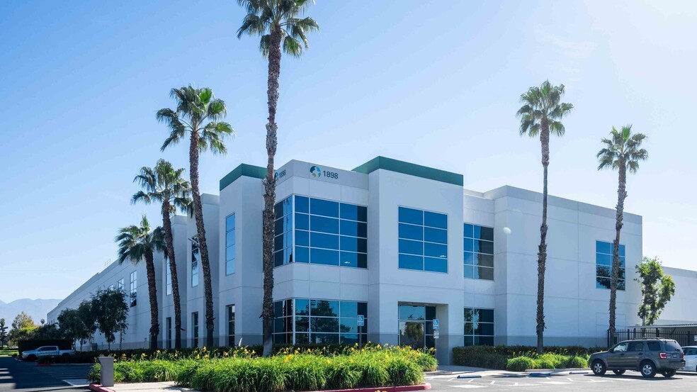 Primary Photo Of 1898 Marigold Ave, Redlands Warehouse For Lease