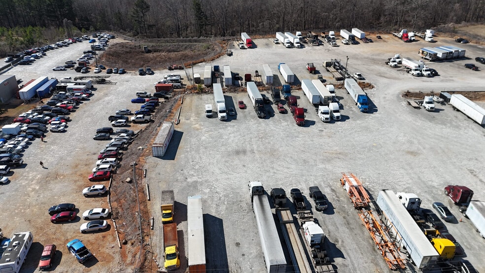 More Photos Of 155 Liberty Rd, Villa Rica Warehouse For Lease