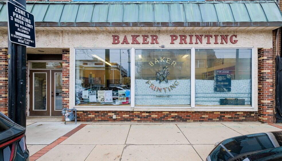 Primary Photo Of 10 W State St, Media Storefront For Lease
