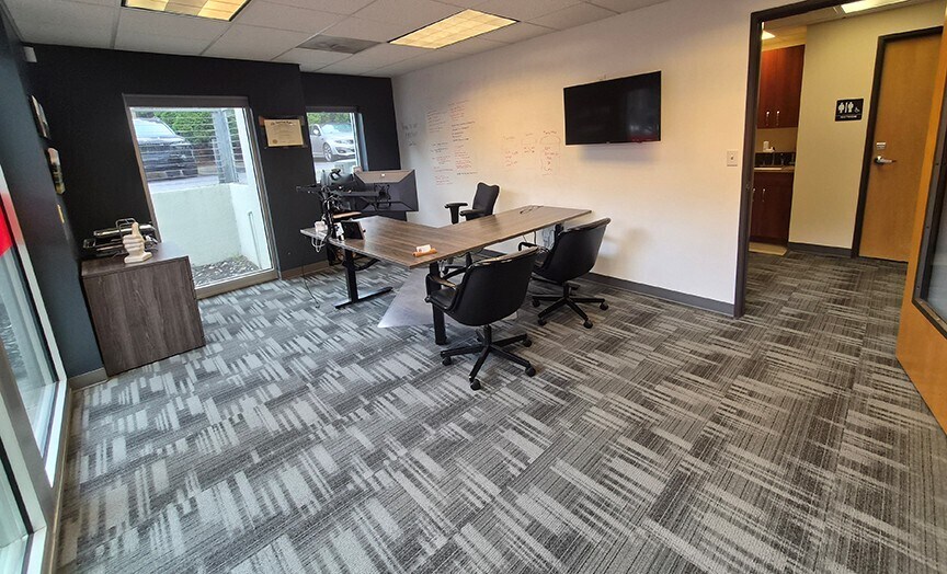 More Photos Of 2250 NW Flanders St, Portland Medical For Lease