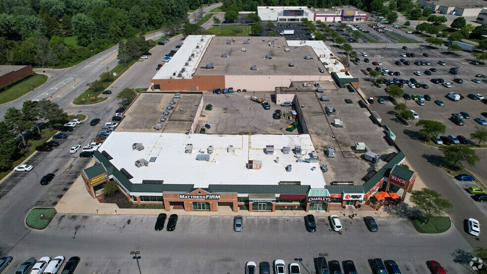 More Photos Of 2643-2725 Sawmill Place Blvd, Columbus Unknown For Lease