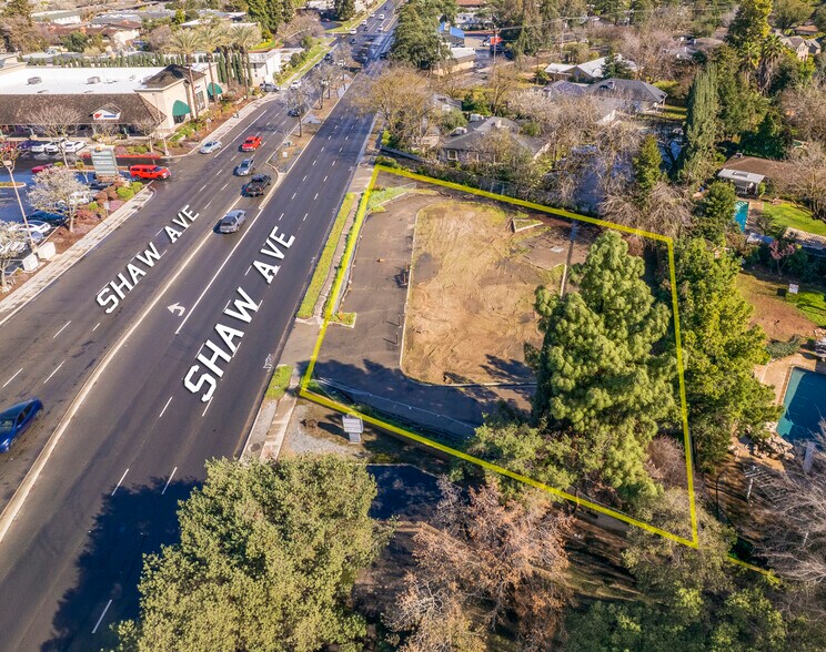 More Photos Of 695 W Shaw Ave, Fresno Land For Sale