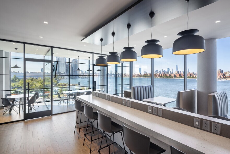 More Photos Of 60 Wharf Dr, Brooklyn Apartments For Lease